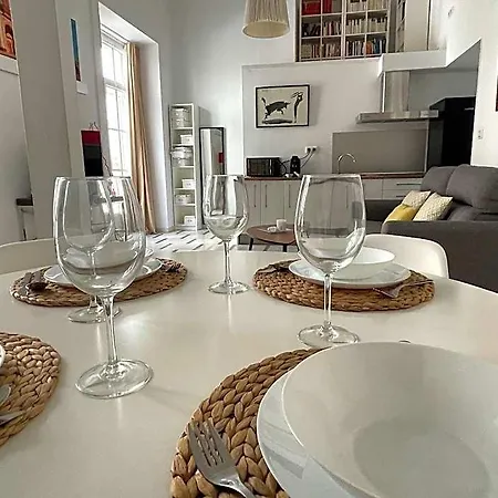 No 5 Apartment